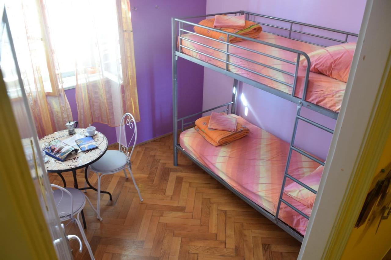 Old Town Hostel Спліт Екстер'єр фото