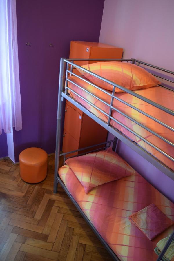 Old Town Hostel Спліт Екстер'єр фото